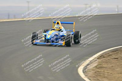 media/Jan-26-2025-CalClub SCCA (Sun) [[cfcea7df88]]/Group 2/Race/